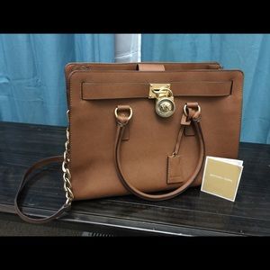 Authentic Michael Kors Hamilton East West Handbag